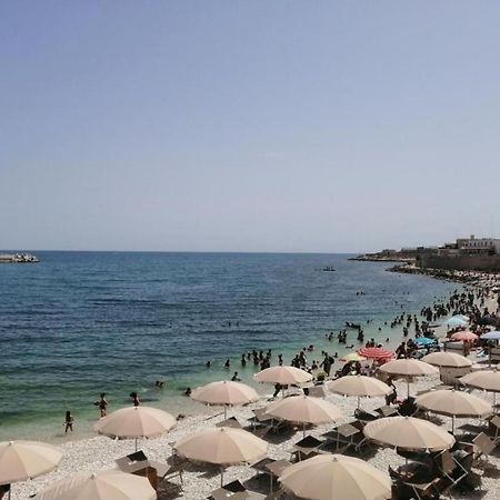 Tre Metri Sopra Il Mare Villa Bisceglie Exterior photo