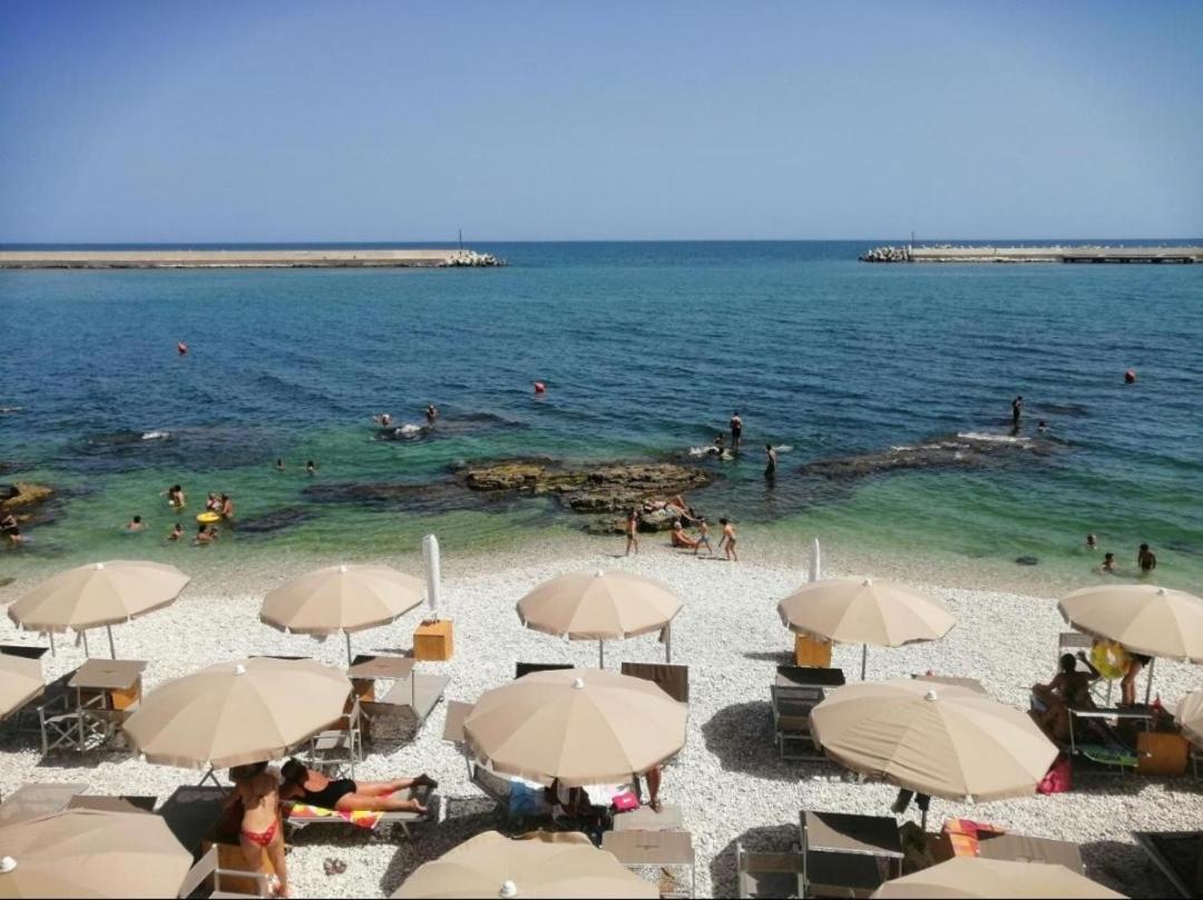 Tre Metri Sopra Il Mare Villa Bisceglie Exterior photo